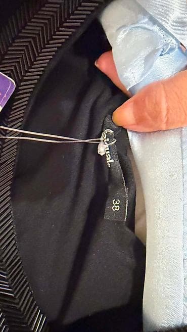 brushalter broj d: Potpuno nova Desigual haljina sa etiketom, na snizenju placena 7499 — 5
