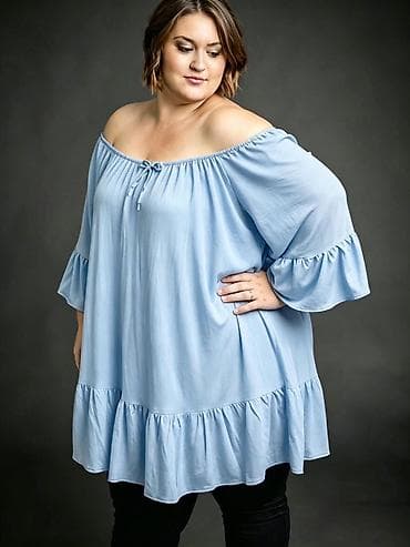 helanke za trudnice: 05. Tunika za punije
2XL 3XL 4XL 5XL
Cena : 2.400 dinara H — 8