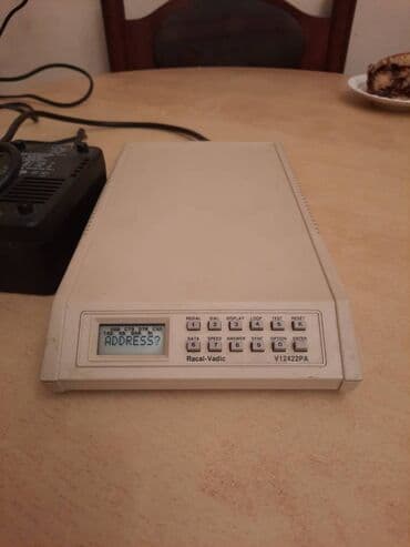 stari gramofon: Stari retro delovi za kompjuter, dekstop računar Nepoznato stanje — 10