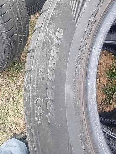 Ostala vozila: Gume 205 55 16 super stanje 2 nexen 2 mišelin cena za 4 gume 8000 din — 2