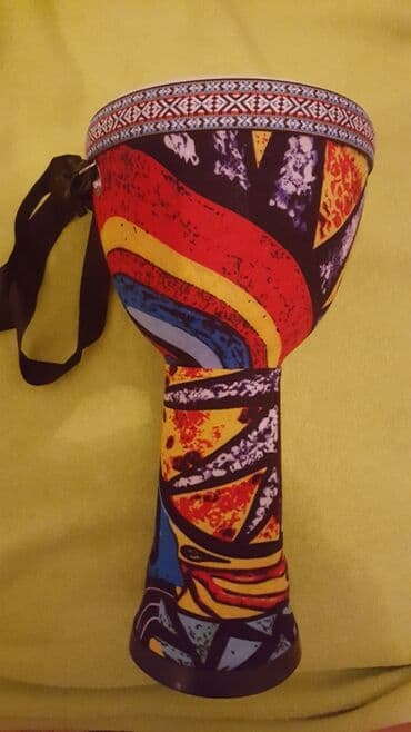 Gitare: Tarabuka novo. Djembe bubanj – šareni afrički stil - Tip: ručni — 1