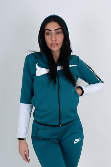 trenerke mokra likra prodaja: Cena 2,900
Mokra likra S, M, L, XL
8 boja — 21