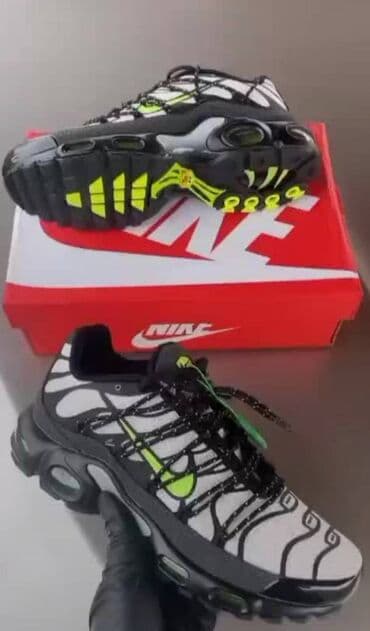 Čizme: Patike, veličina - 44 — 2