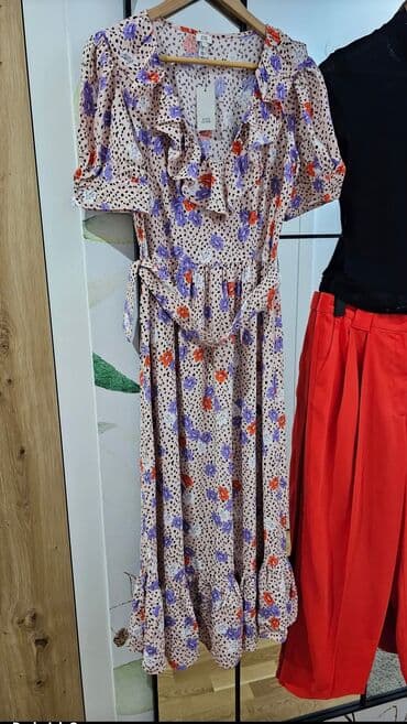 mokasine novi sad: River Island XL (EU 42), color - Multicolored, Oversize, Short sleeves — 1