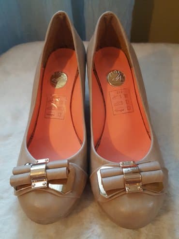 broj obuće u cm: Pumps, 37 — 2