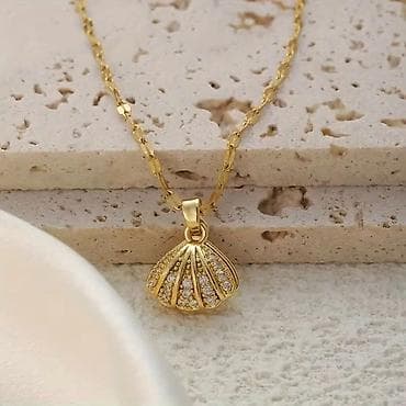 pandorine ogrlice: Zlatna ogrlica sa medaljonom u obliku srca - Dizajn: srcasti medaljon — 6