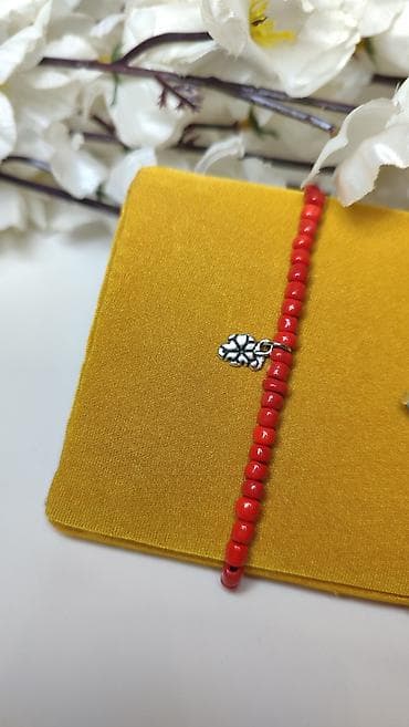 Men's Footwear: Narukvica od perlica – crvena sa priveskom list - Ručno nizane crvene — 4