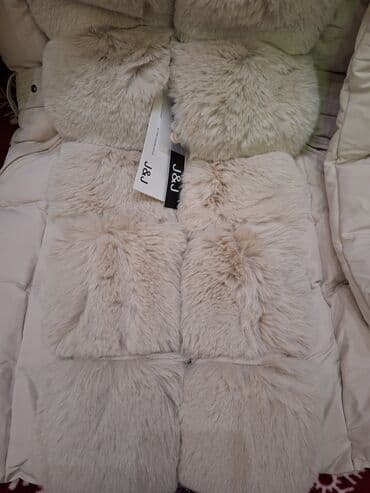 p. s. fashion kaputi: M, Jednobojni, Sa postavom, Veštačko krzno — 4