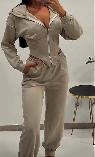 massimo dutti sopot: 08. Komplet trenerka 3.900 dinara H — 3