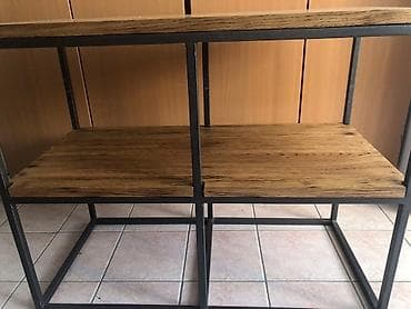 Polica 
Dimenzije 76 x 35 x 60
Materijal: čelik firiket / drvo orah