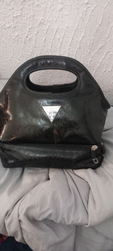guess plisana torba: Color - Black, Guess — 1