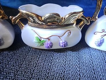 viseci lusteri: Trodelni nov porcelanski dekorativni set 1920g+. Trodelni set — 3