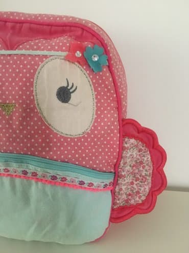 Igračke: ACCESSORISE (MONSOON) DECIJI RANAC Ranac je veci, širi. Moze stati — 2