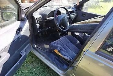 c4 2005: ENTERIJER ZA FORD FIESTA OD 2000. DO 2005. GOD. | FORD velika ponuda — 2
