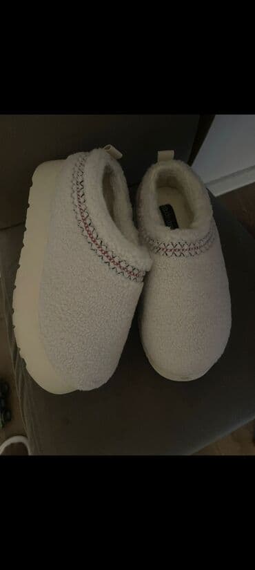 Ankle boots: Clogs, UGG, 38 — 2