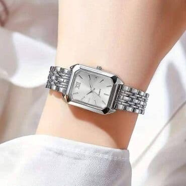 srebrni lancic cena: Classic watch, Female — 3