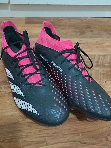 carbon traka: Kopacke Adidas Predator br 43 gaziste 275 mm su u odlicnom stanju sa — 5