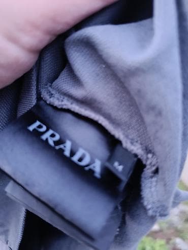 Muška odeća: RASPRODAJA PRADA zenska majca, bez mane. Vel. M. Made in Italy — 3