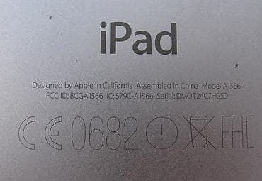 polovni telefon: Apple iPad Air 2 (model A1566), 32 GB i metalni BlueTooth kover — 2