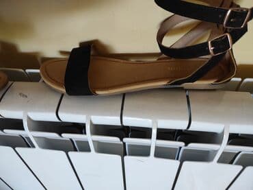 haljine c a: Sandals, 40 — 5