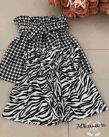 bermude 300: Šorts: 1.900 dinara — 1