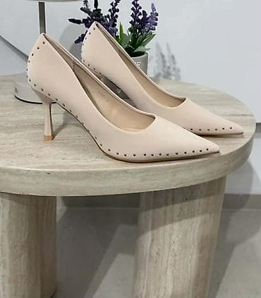 cipele za prolece: Brojevi
36-41
2600 din 💥
OR💥 — 4