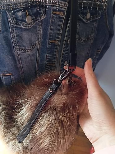 samsonite muska torbica: Plišana torbica sa krznom – polumesec/banana model - Materijal — 4