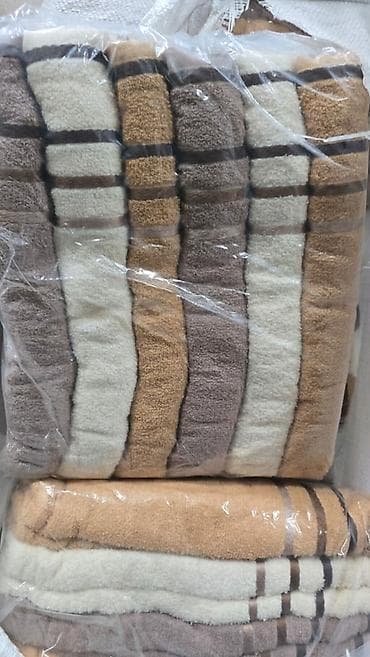 stotex step deke: Peškiri 
50x90 
12 komada 
2500 din
T — 1