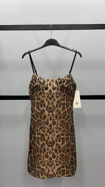lepeza dm: Short dress 
 Porucivanje u DM!🌹 — 2