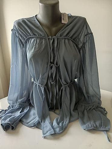 pull and bear sandale: Lagani šifon kimono/top, boja: puderasto plava (svetloplava). - — 1