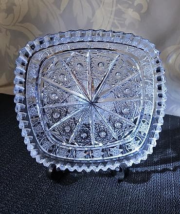 Food products: Bohemija nova kristal bombonijera tkz.kraljevski rad 70te.god — 1