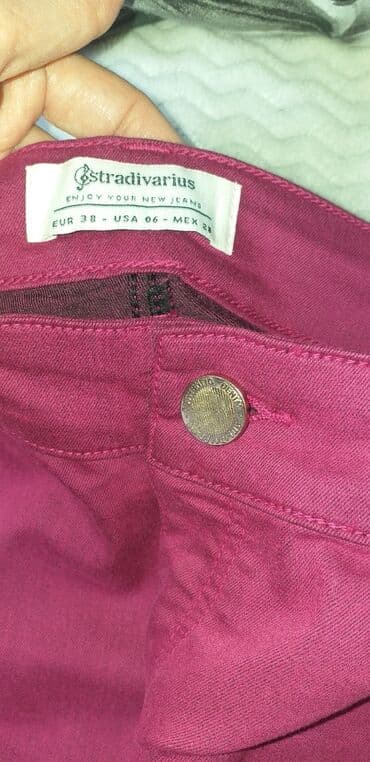 bež pantalone: NOVO. Stradivarius farmerice samo skinuta etiketa vel.38 sa dosta — 4