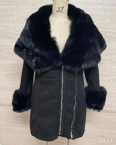 monton xl: Vas omiljeni monton ponovo dostupan.
Cena 6500din
Vel:L XL XXL XXXL — 1