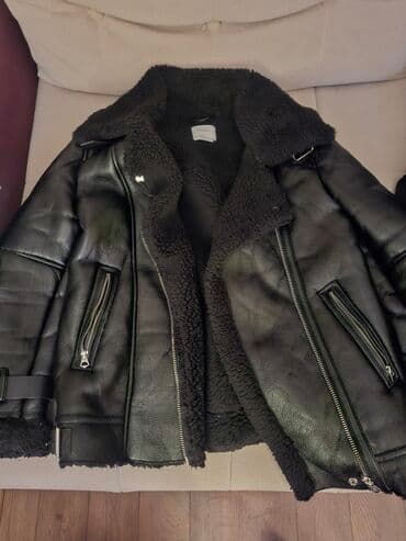 bunde od vestackog krzna cena: Bershka, S (EU 36), Jednobojni, Sa postavom, Veštačko krzno — 2