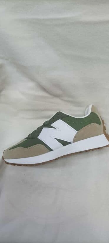 Ženska odeća: New Balance, bоја - Šareno — 11