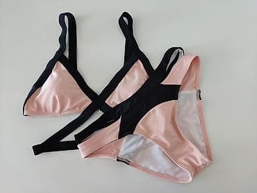 Kupaći kostimi: Kupaci kostim🌞🔥🌊👙
Nosen par puta.Dobro ocuvan — 3