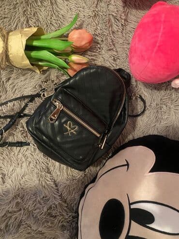 boa spavacice: Victoria’s Secret original kozni ranac kupljen u Americi 3500 din plus — 3