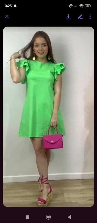 Dresses: 2100

pp16 — 3