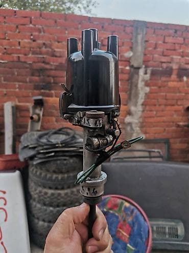 Razvodnk paljenja Lada 2121,21213 Nivu,2107 Riva,2104 Karavan za motor