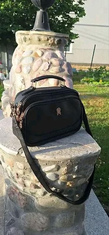 prada torba cena: 👜 NOVE TORBE U PONUDI 👜 Moderni i elegantni modeli torbi, savršeni za — 4