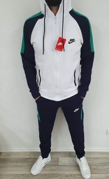 nike tech fleece trenerke komplet: TOP TOP TOP Extra kvalitet Nike komplet trenerka Cena 3950 — 1