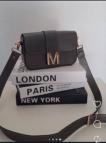 Muška obuća: Kolicina je ogranicena Torbica 2800 din Kais 1700 din U setu 3800 — 3