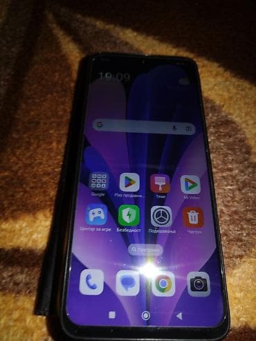 ventilator na vodu za baste: Redmi pametni telefon – crni - Ekran: veliki displej sa centralno — 5