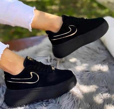 obuca 35: 36 - 40
3500 — 3