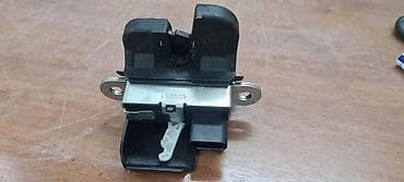 nalepnice za audi a4: PREKIDAC ZA VOLKSWAGEN POLO - 6R0827505B | Prekidac vrata — 2