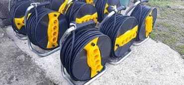 motalice za struju bez kabla: Motalice (Germany) 
3x2.5 kabal 
Gumirani 
50 metara 

Cena 7500 din — 1