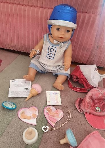 kacketi za decake: Zapf BABY BORN interaktivna lutka beba dečak. Lutka je bukvalno kao — 2