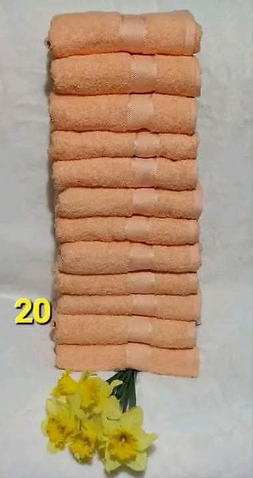 tommy hilfiger peskir: Peškiri 12 komada dimenzije 50x90. Cena 3500 dinara
💋 — 3