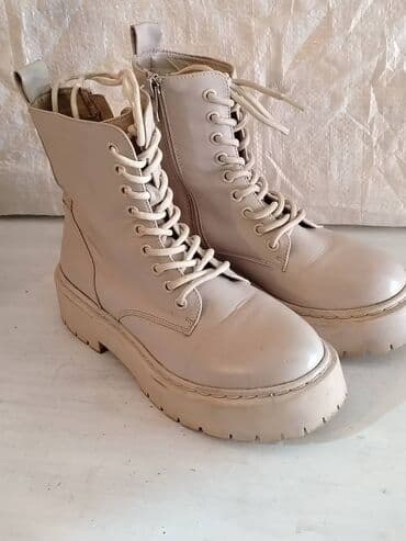 Čizme, Opposite, 38 na lalafo.rs Čizme, Opposite, 38