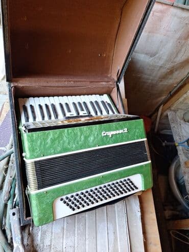 polovni instrumenti harmonike: Harmonika “Спутник-2” (Sputnik-2) – dugmetara/klavirska kombinacija — 1